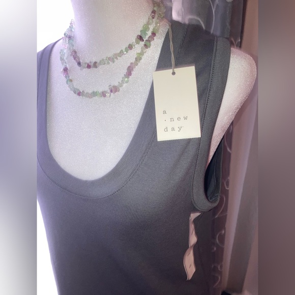 NEW A NEW DAY WOMEN’s Gray Ribbed Super stretchy Swoop neck tank Top size XXL - Picture 2 of 11